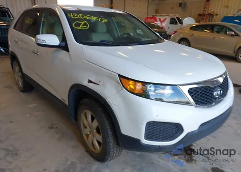 2013 Kia Sorento Lx from USA, damaged, VIN 5XYKTCA65DG419613